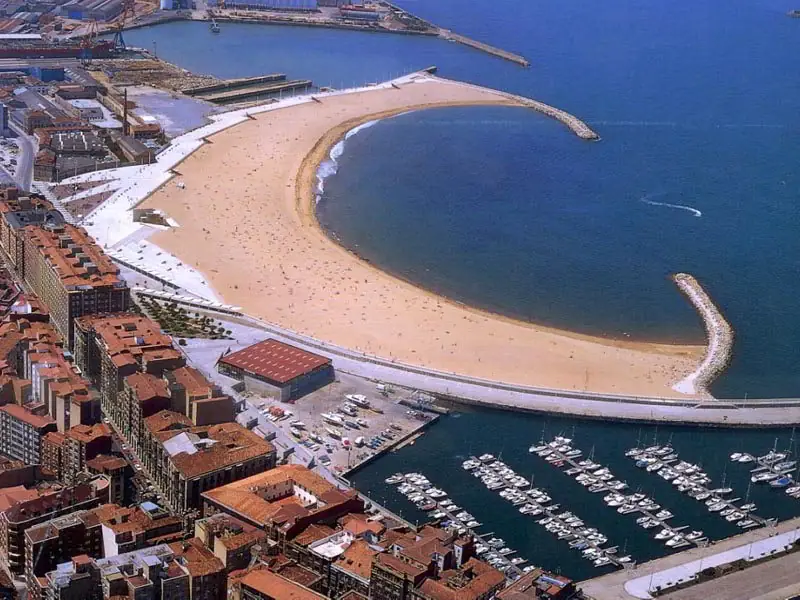 playa de poniente