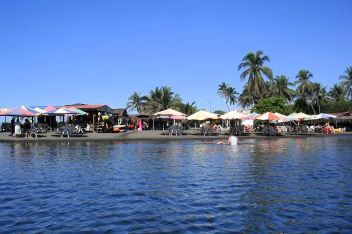 Playa de Tecuanillo