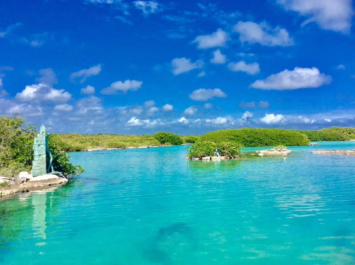 Snorkel en la Laguna de Yal-Ku
